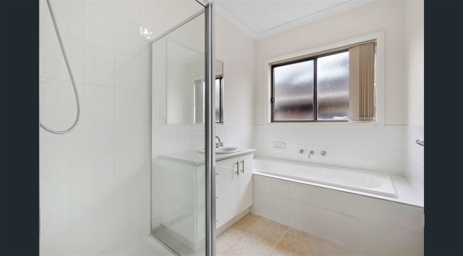 Practically Perfect 33 EMBLING AVENUE, 8