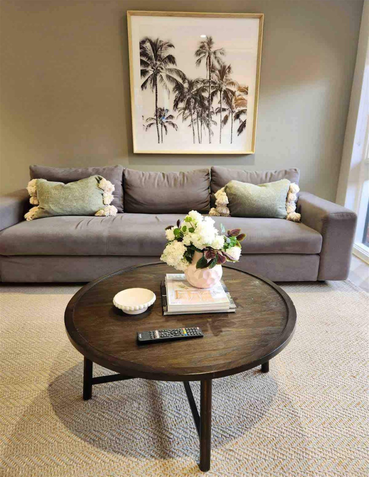 Fully furnished apartment minimum 3 2