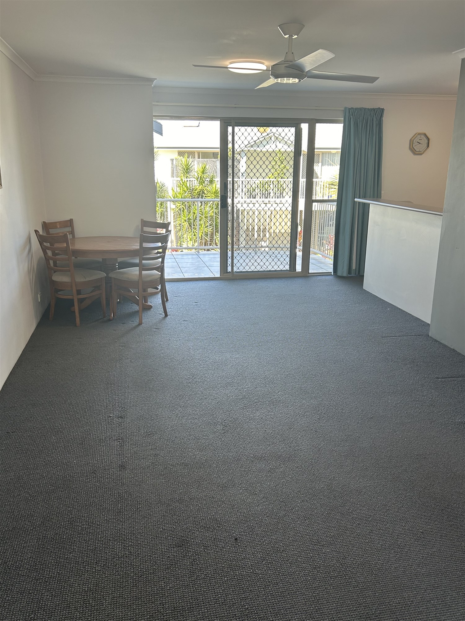 Great Unit Fantastic Location $650 8