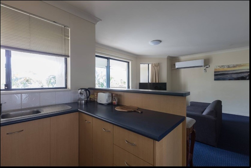 Fully Furnished with Utensils in 11