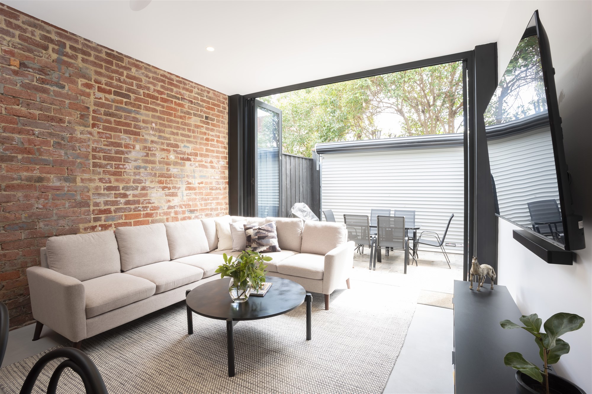 Richmond Sanctuary – Luxury Home 3