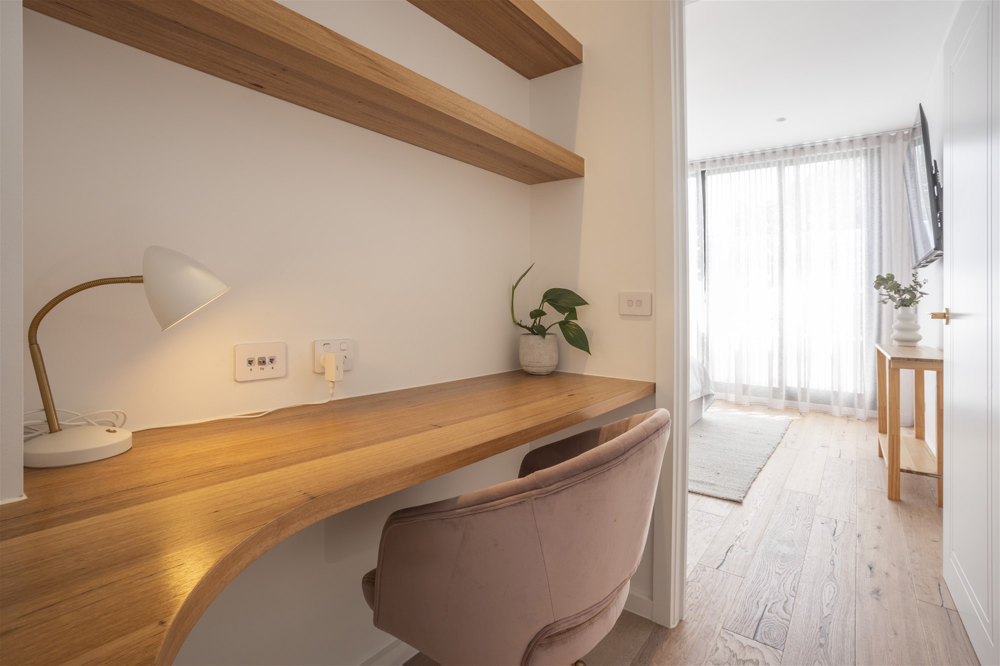 Richmond Sanctuary – Luxury Home 17