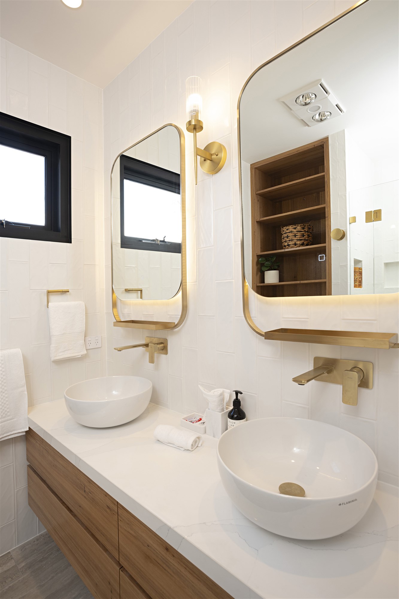 Richmond Sanctuary – Luxury Home 23