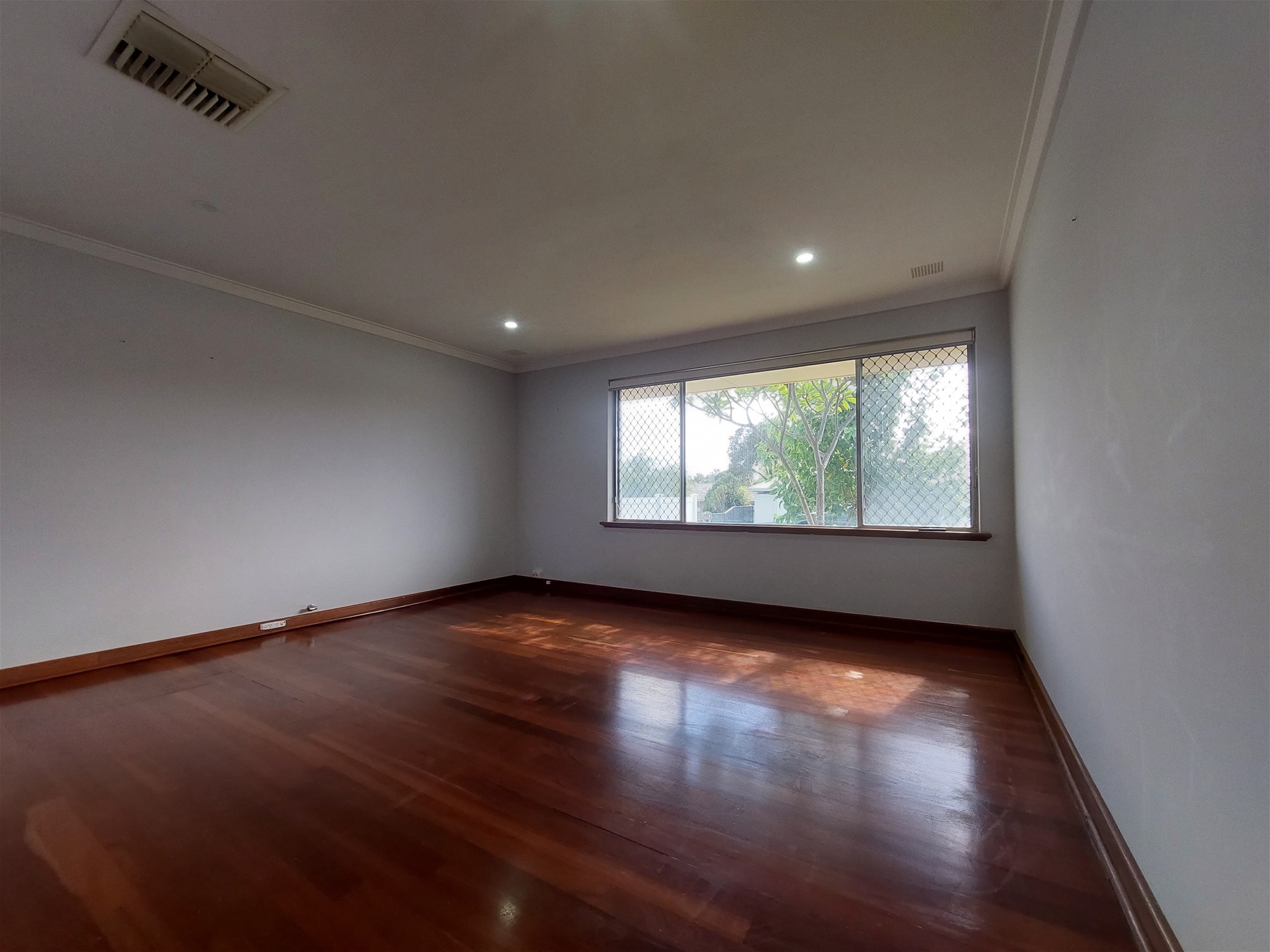 “Well located 3×2 home on 5
