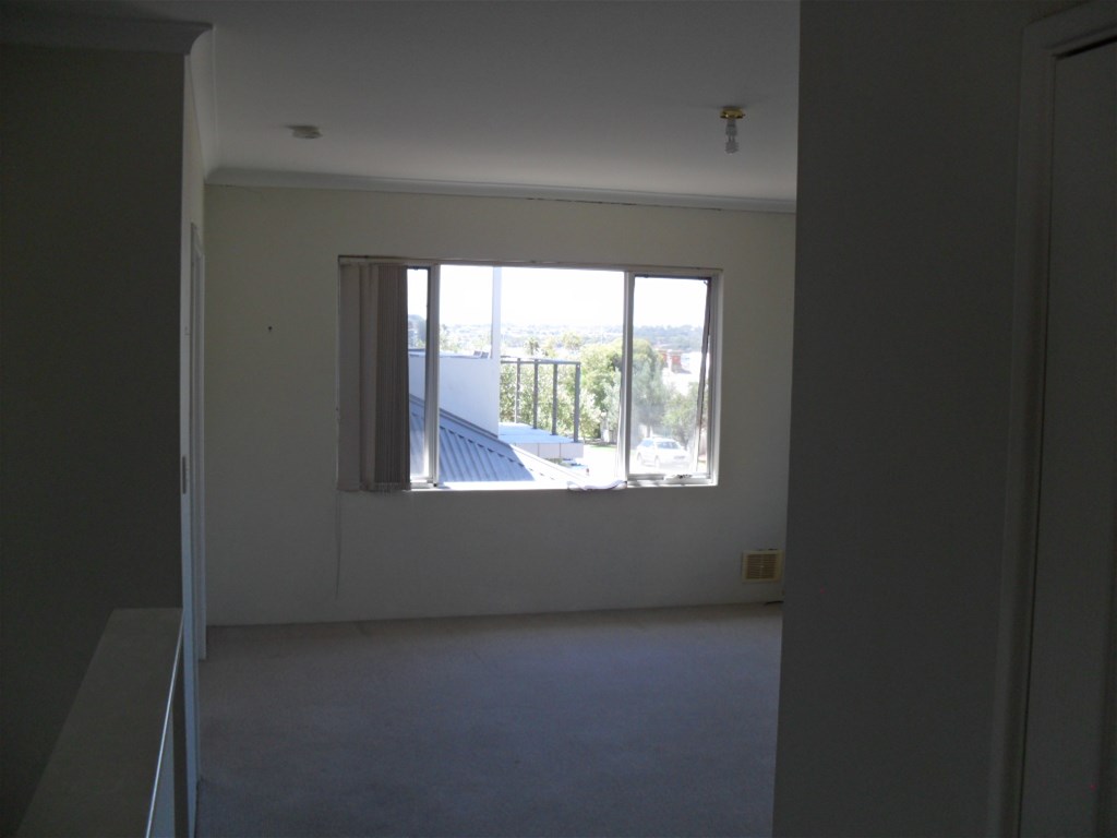 Fremantle 4 bedroom 2 story 11
