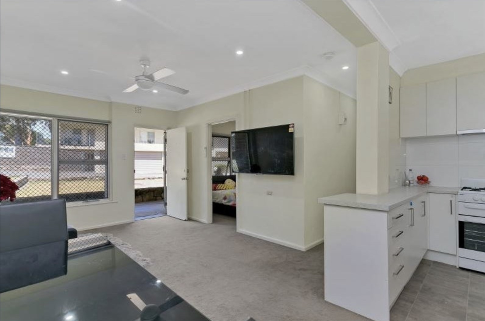 “Gorgeous Glenside Gem: Spacious and 3