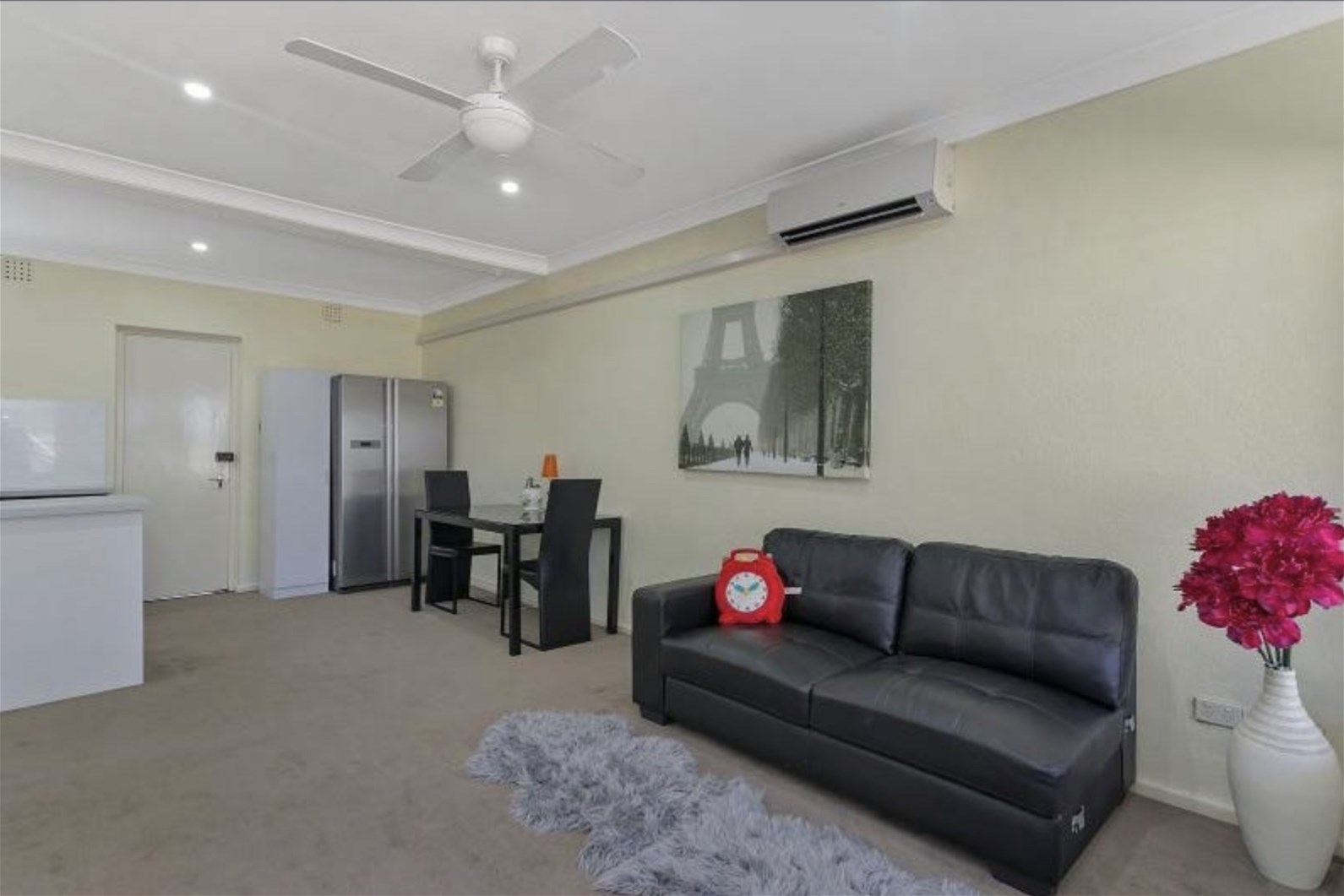 “Gorgeous Glenside Gem: Spacious and 4