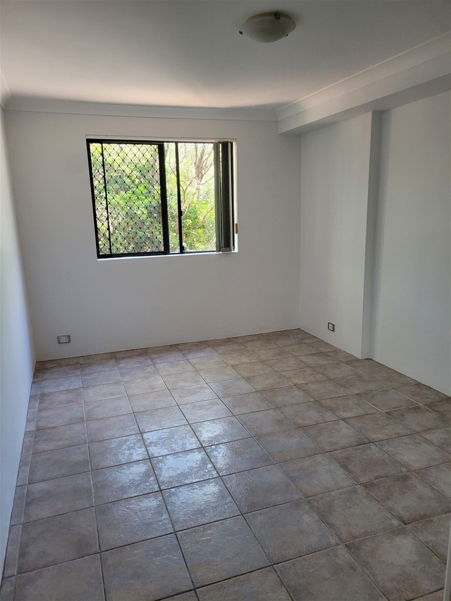 Ground Floor Unit Bankstown 2