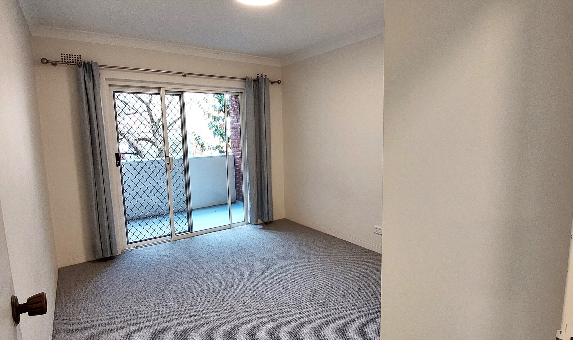 NOW LEASED – APPLICATION APPROVED 7