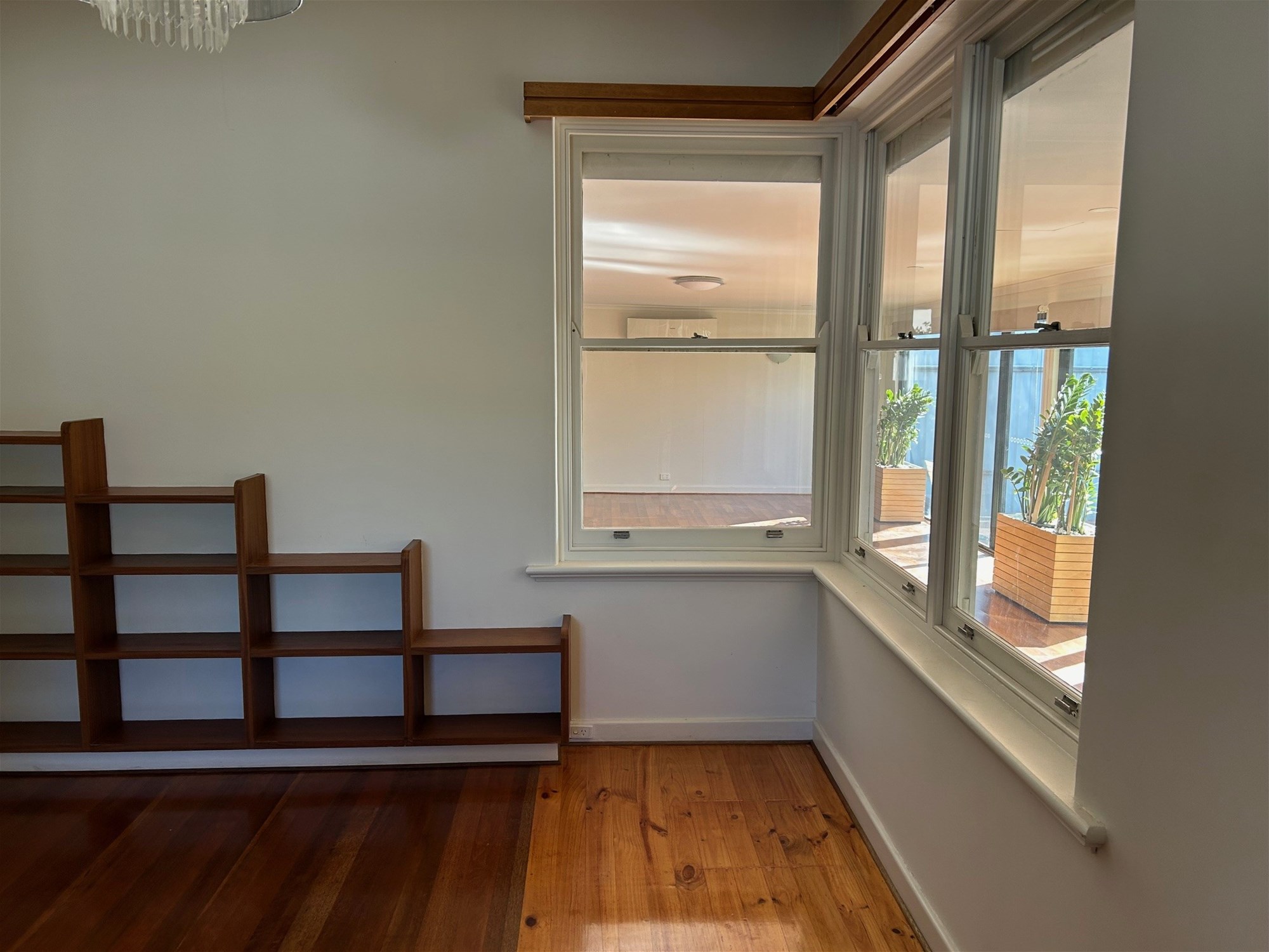 “Your Dream Home Awaits: Charming 18