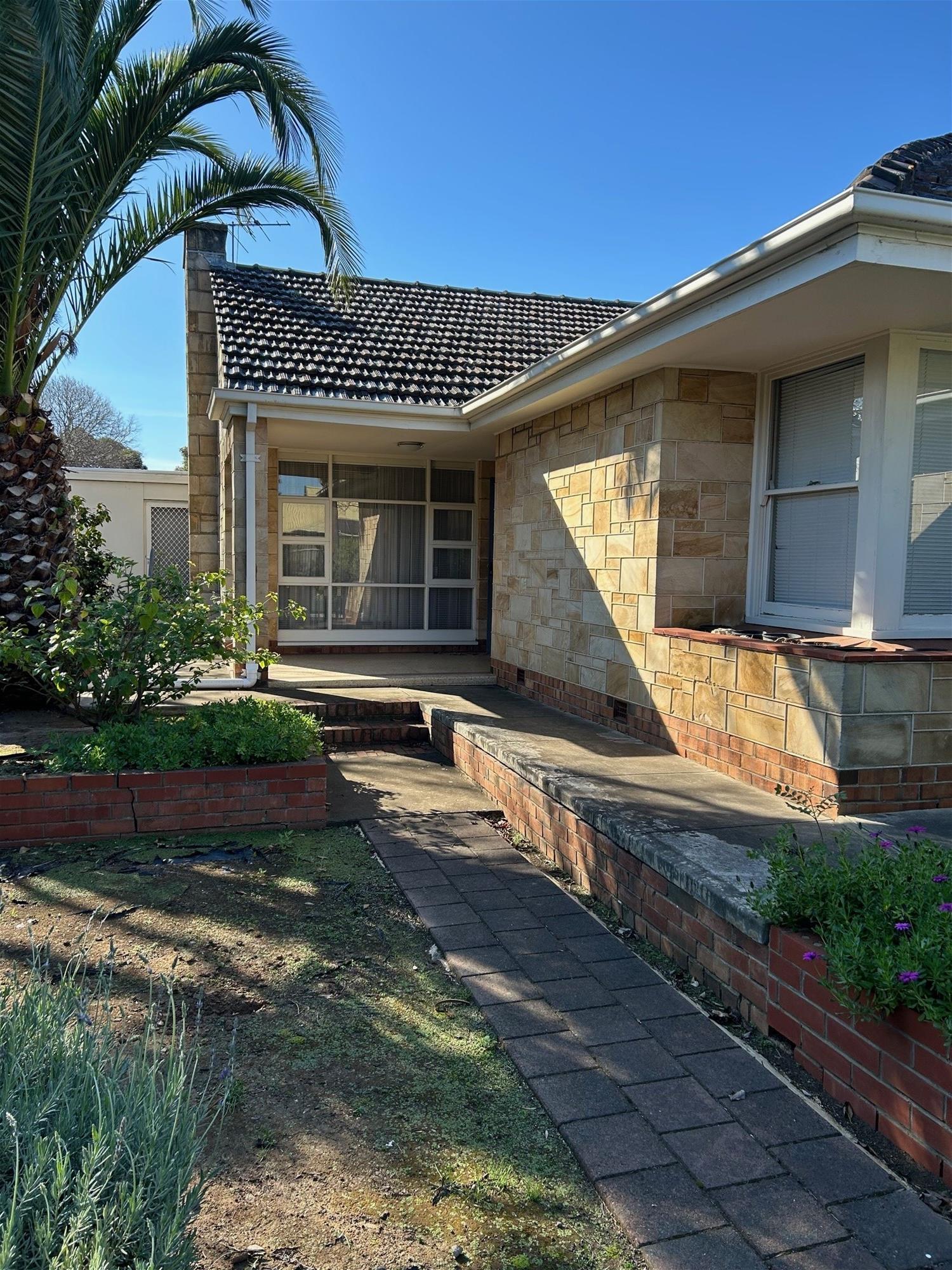 “Your Dream Home Awaits: Charming 16