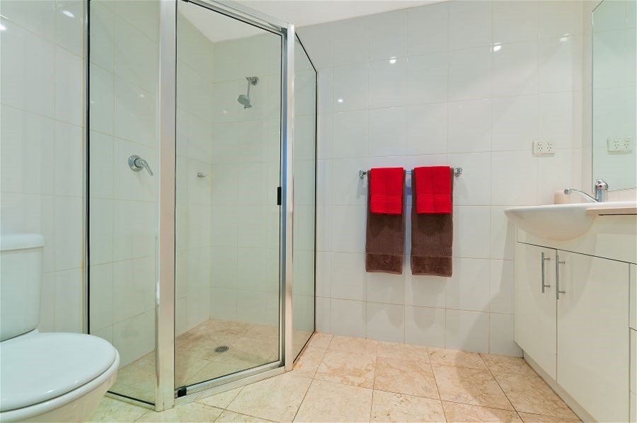 Furnished City CBD Studio. Bills 4