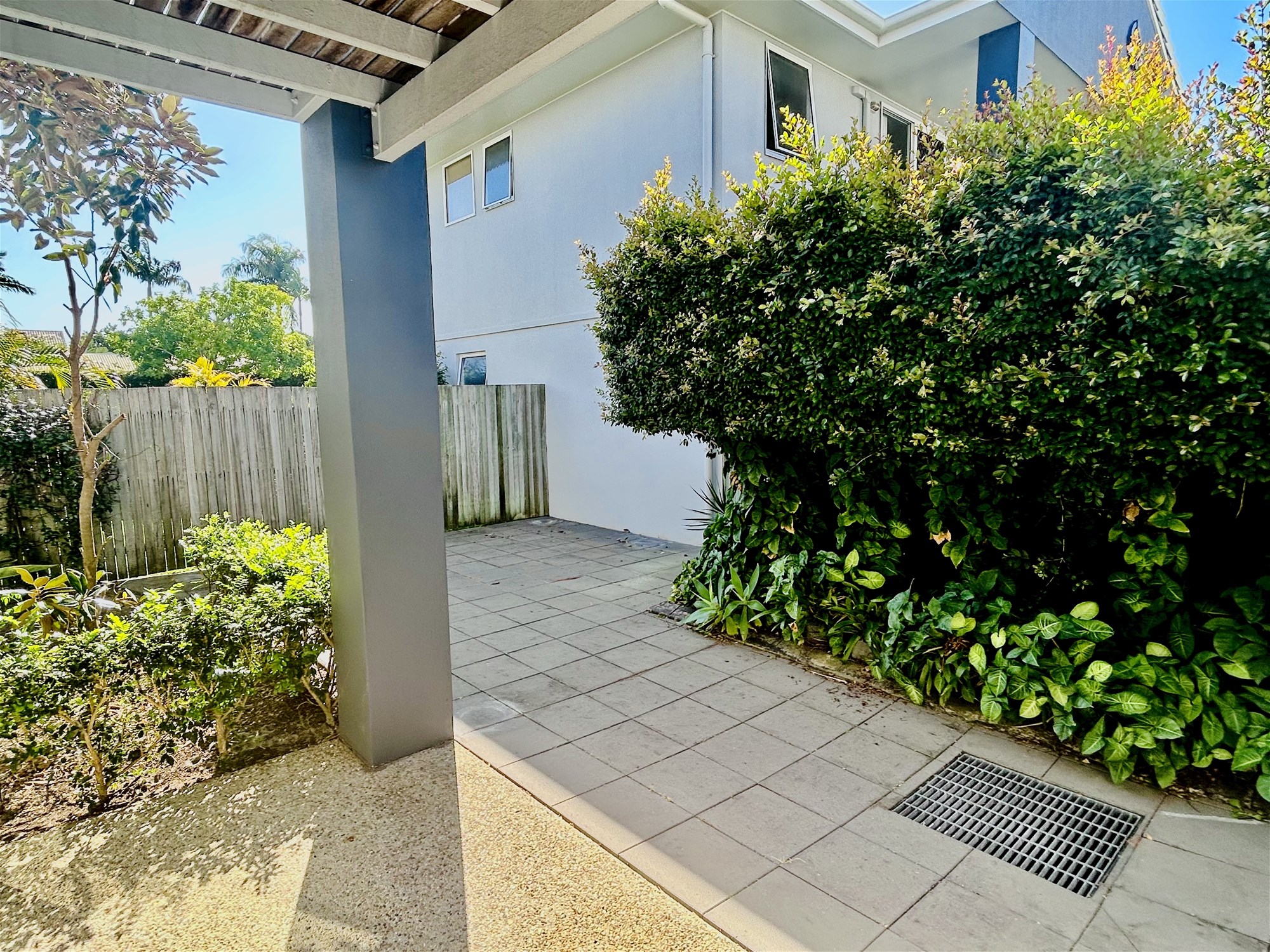 Beautiful Townhouse, Fantastic Location 19