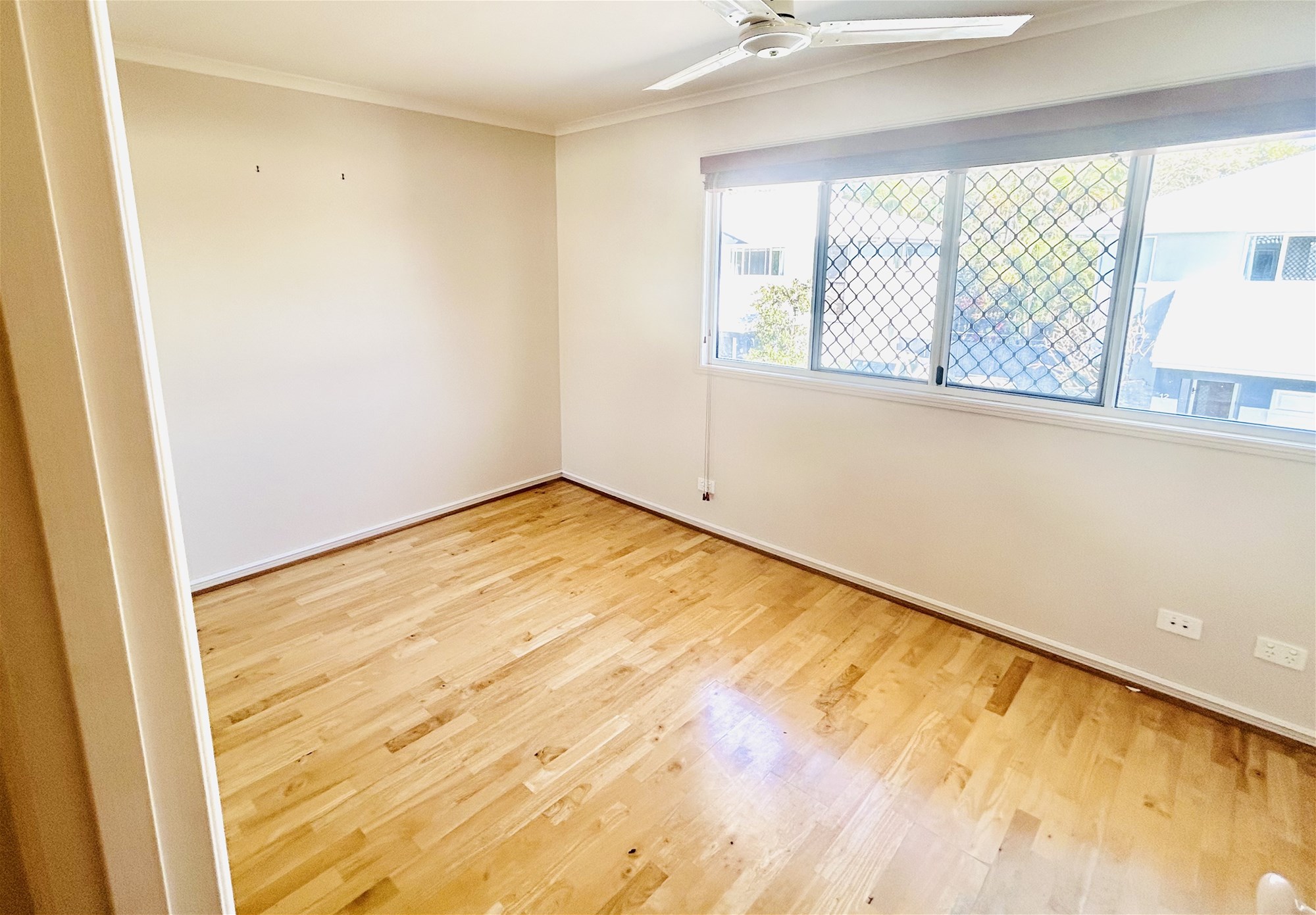 Beautiful Townhouse, Fantastic Location 15