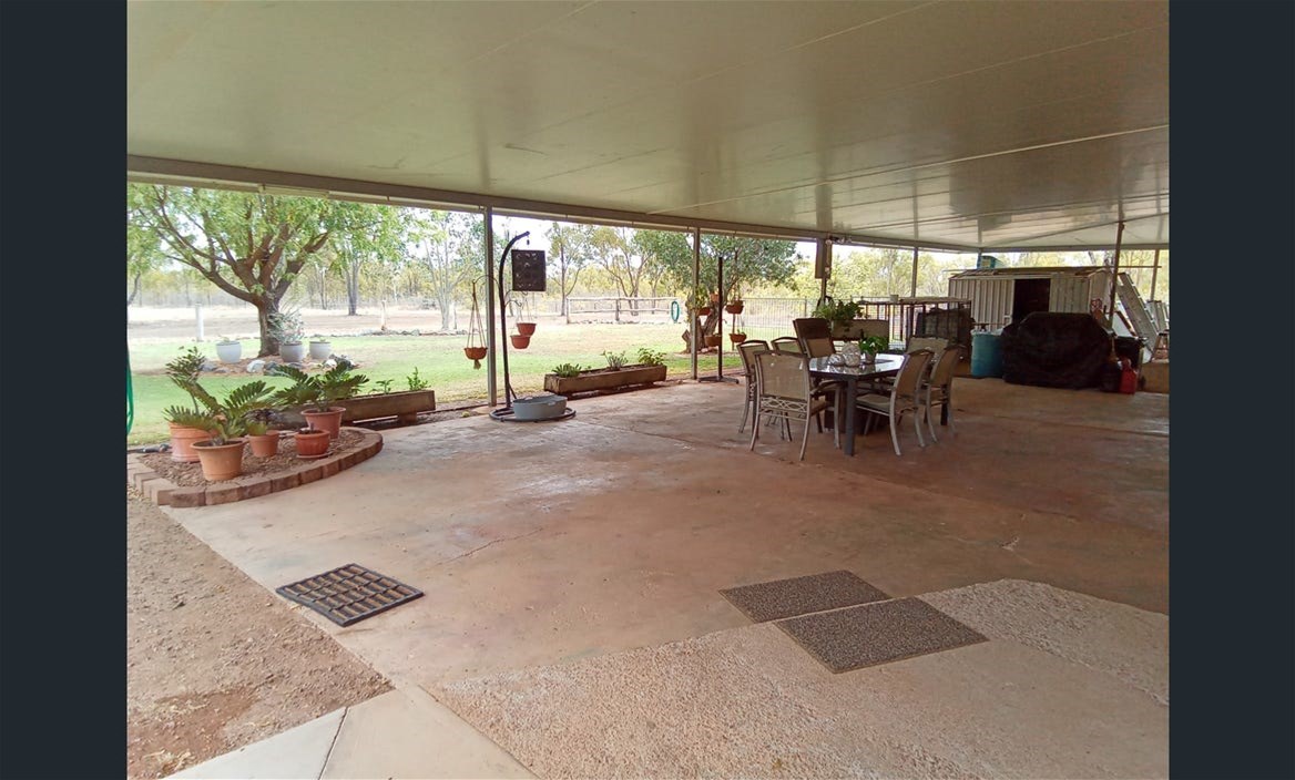 Beautiful Family Home for Rent 6