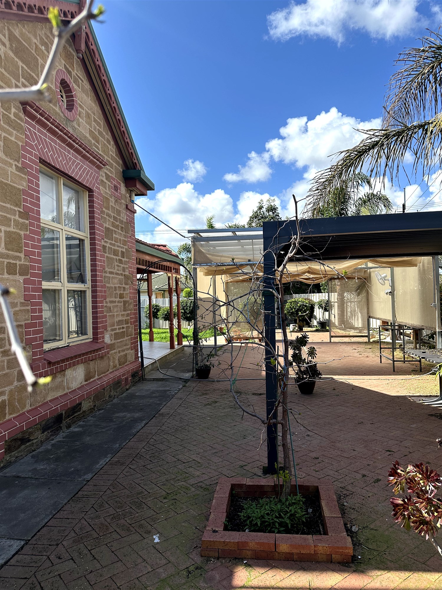 Large Family home 12