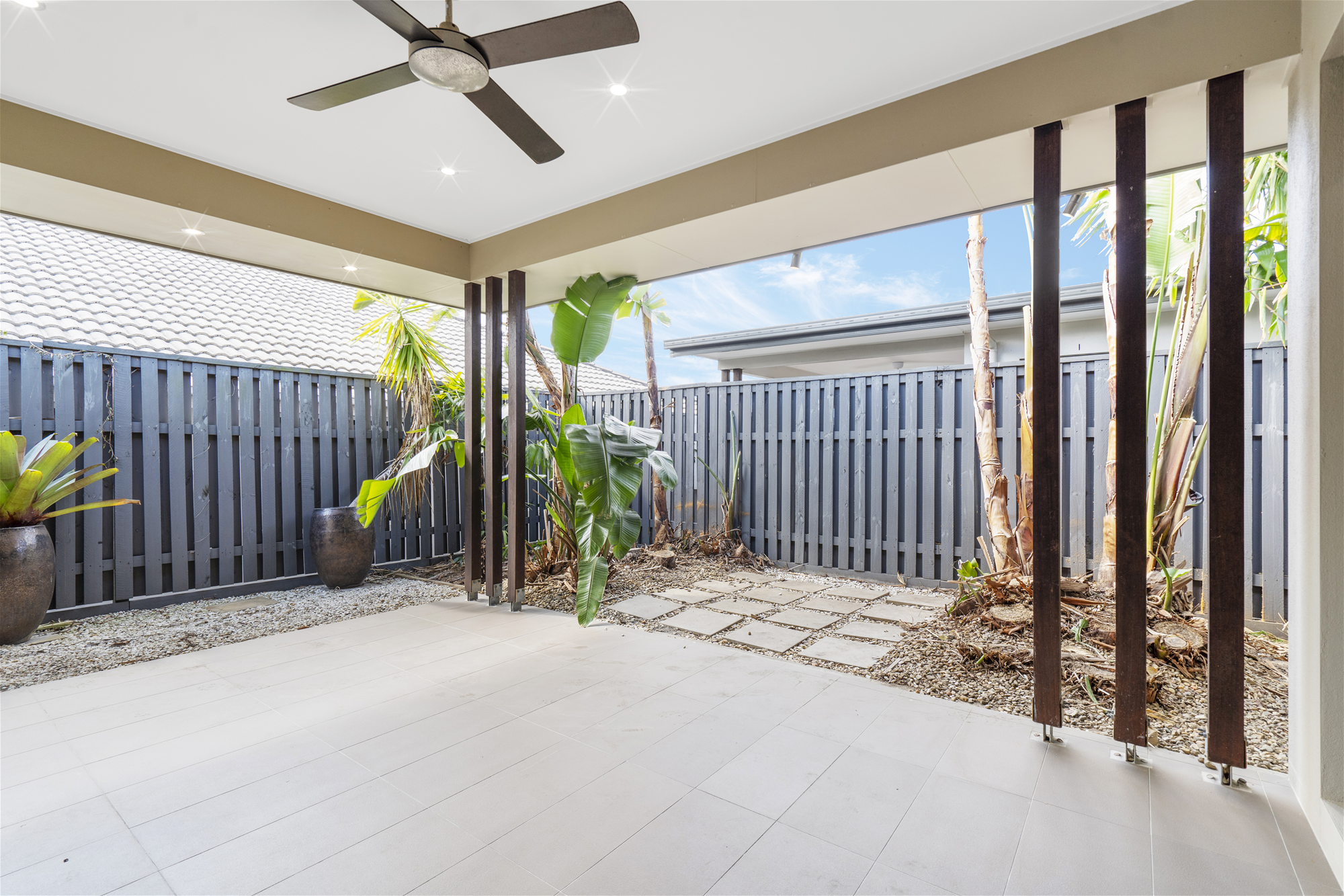 Stylish 4-Bedroom Family Home for 10