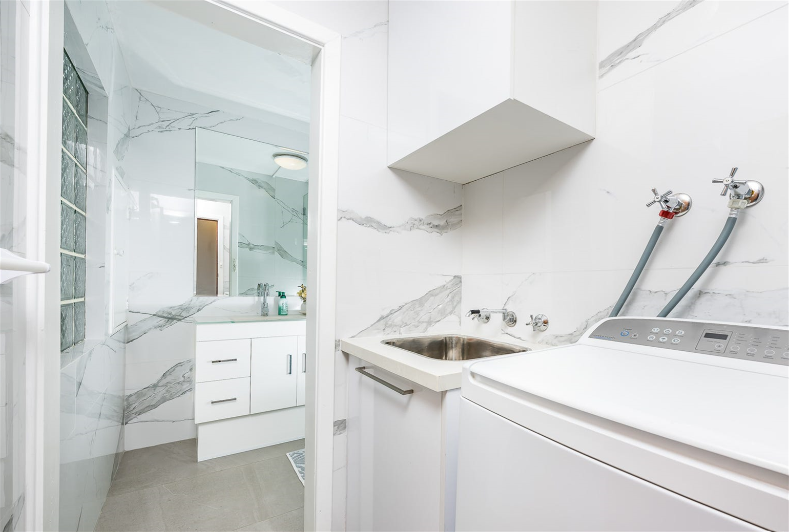Coastal Living in North Beach 6