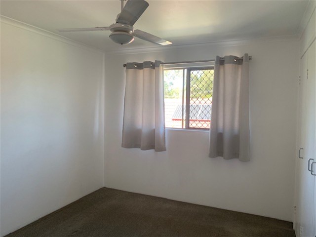 Great Unit Fantastic Location $680 8