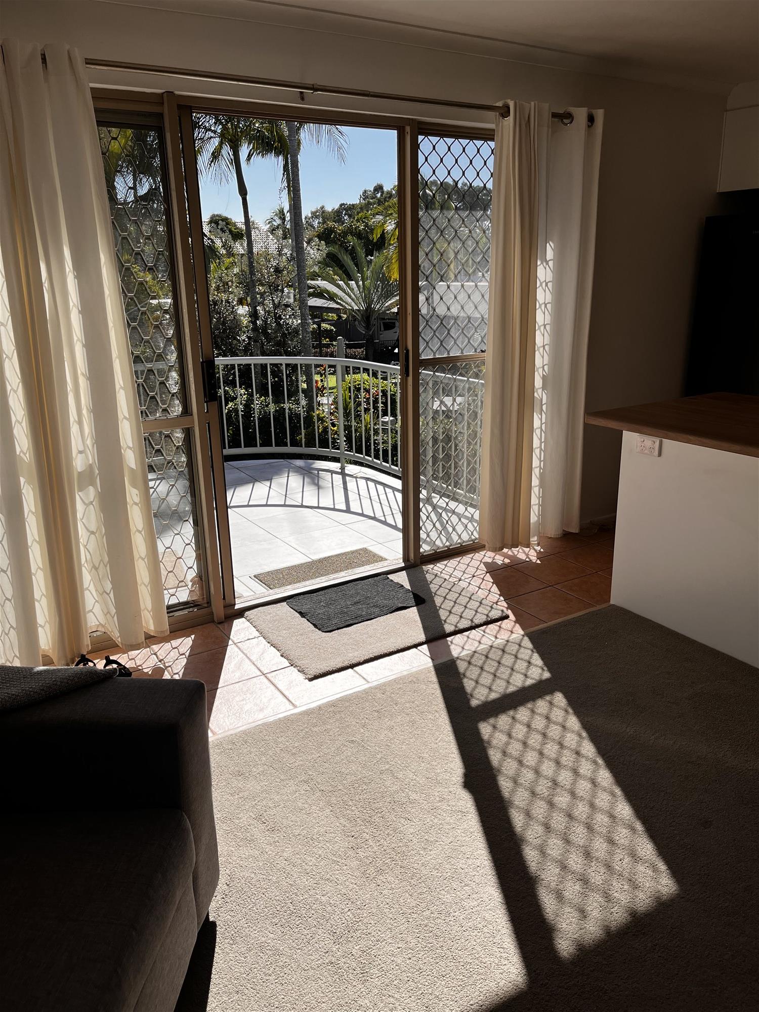 Great Unit Fantastic Location $680 7