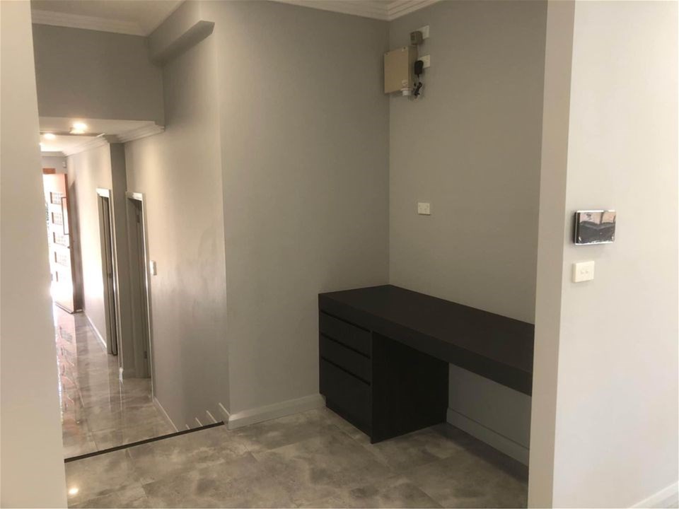 Spacious 4 Bedroom Family Home. 5