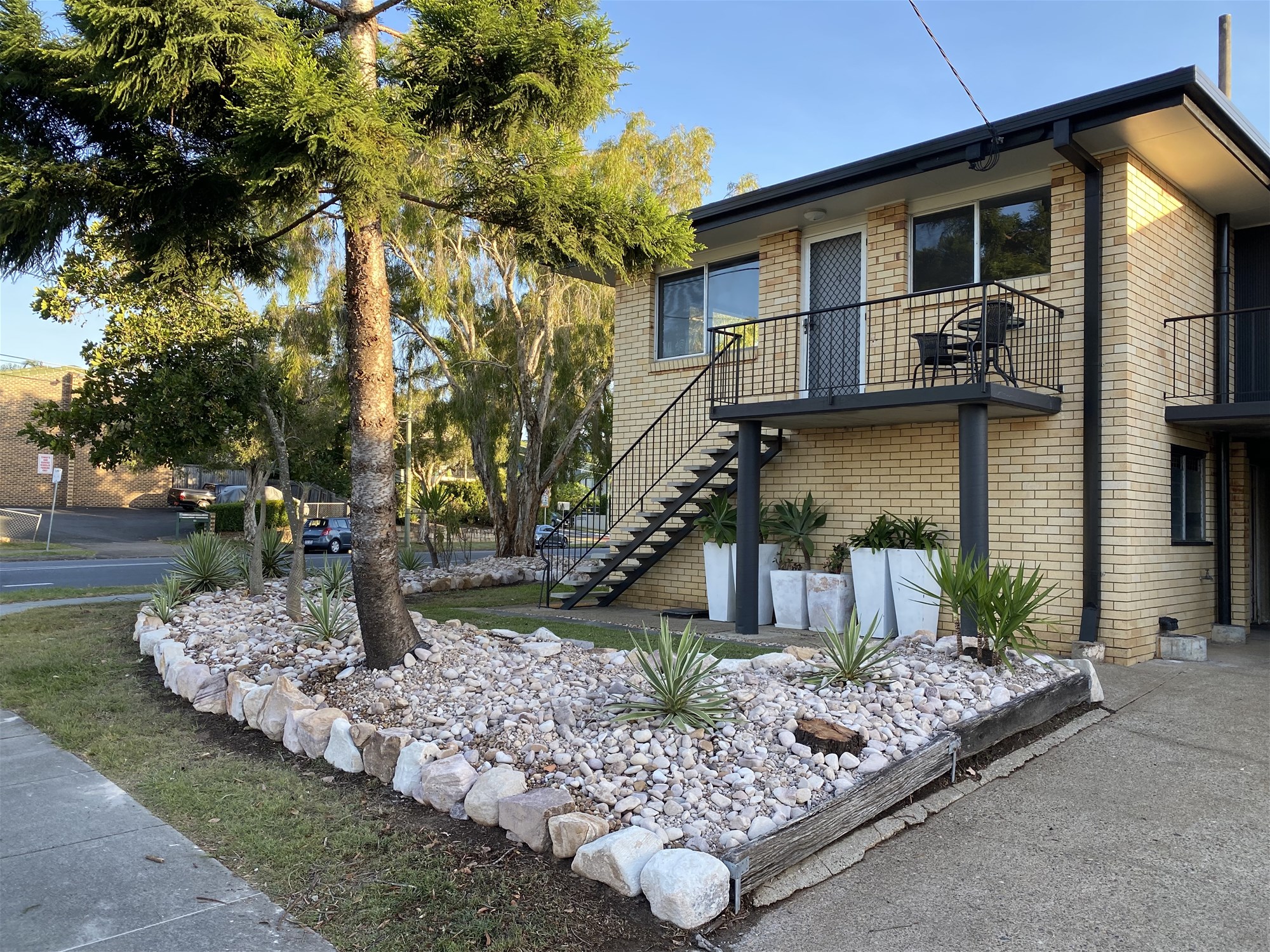 Balmoral Classic 70’s Apartments 17