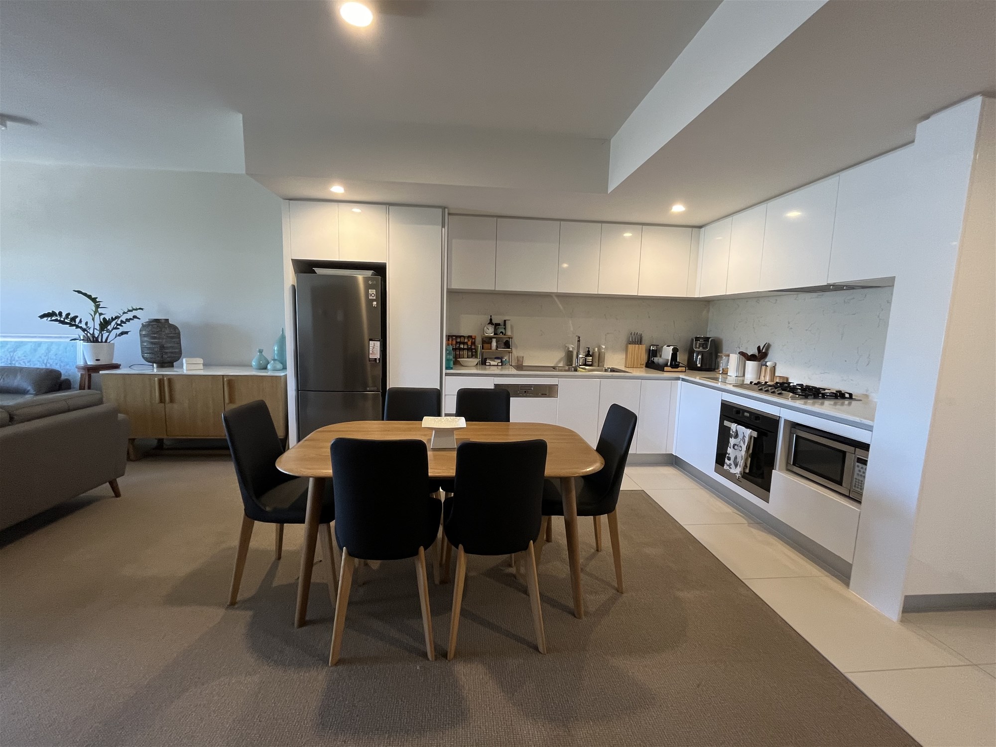 Well appointed Unit for Rent 8