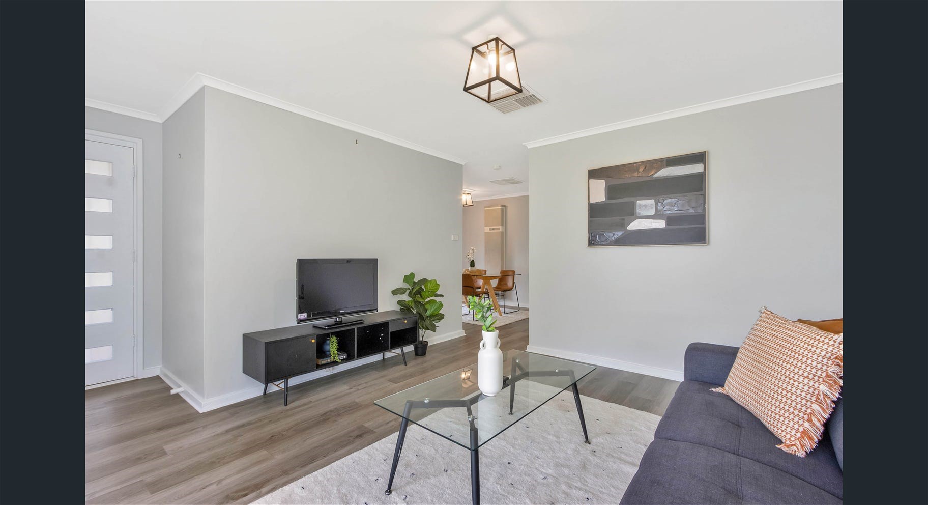 Beautifully presented 3 bedroom house 4