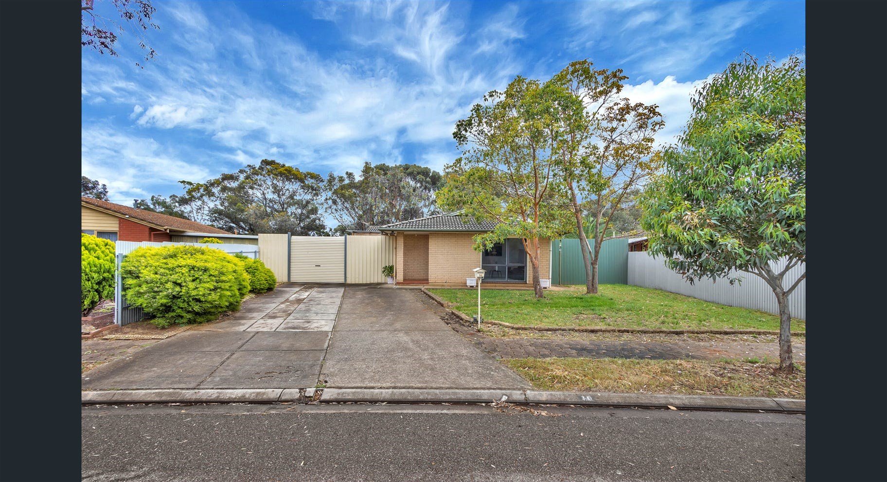 Beautifully presented 3 bedroom house 12