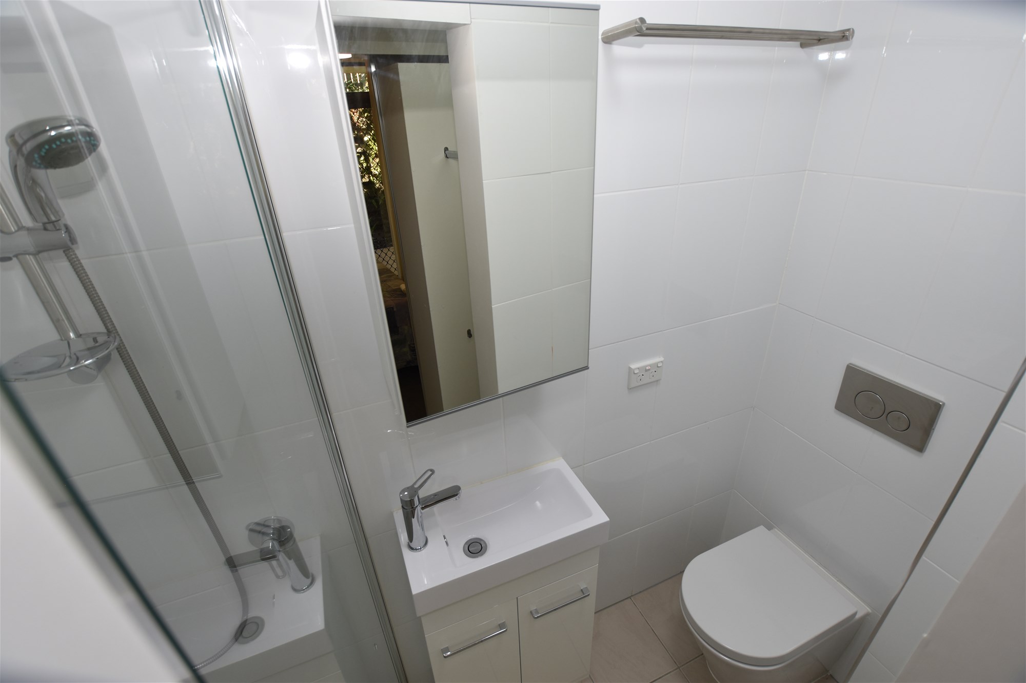 Furnished Air Conditioned Centrally Located 7