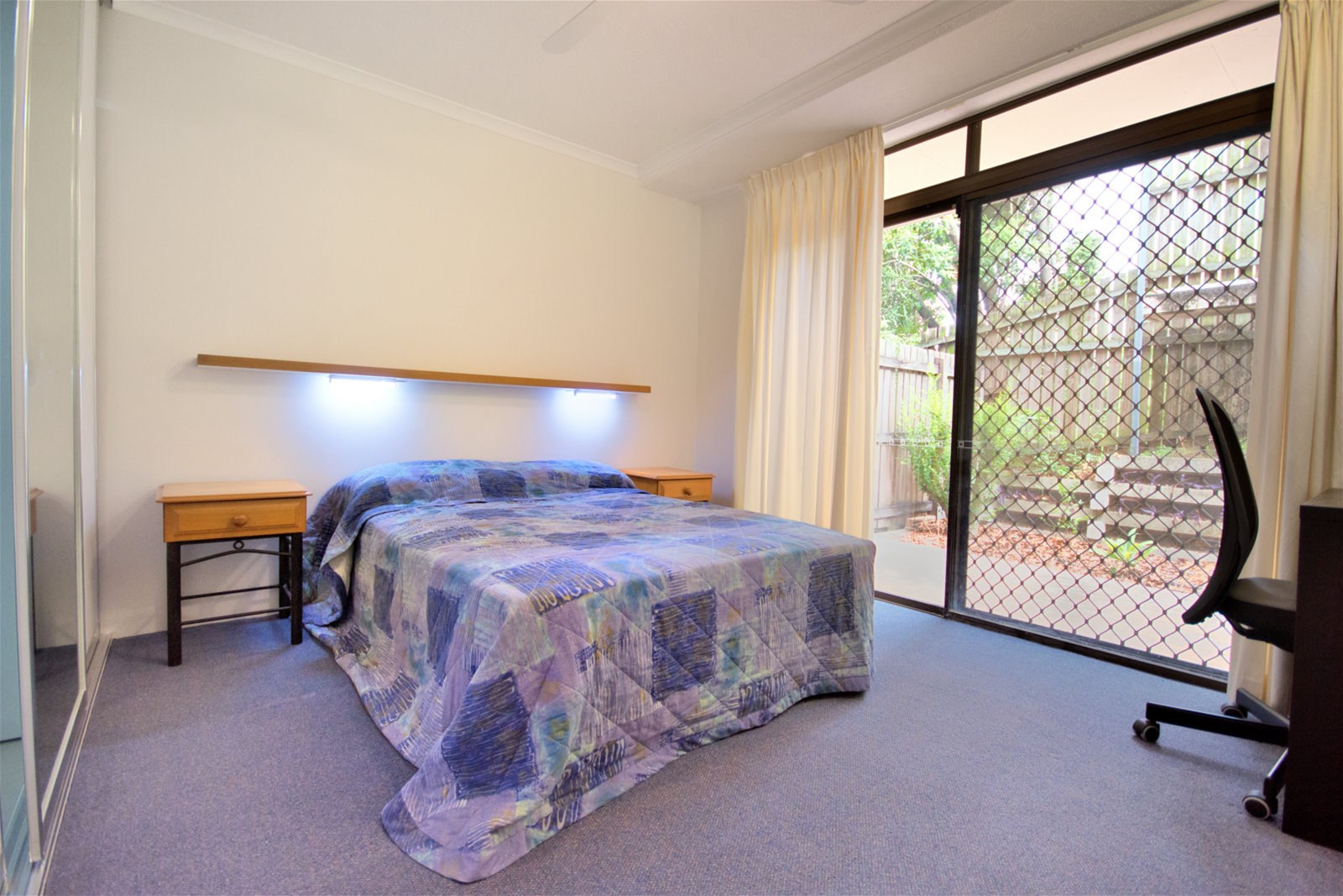 Furnished Air Conditioned Centrally Located 5