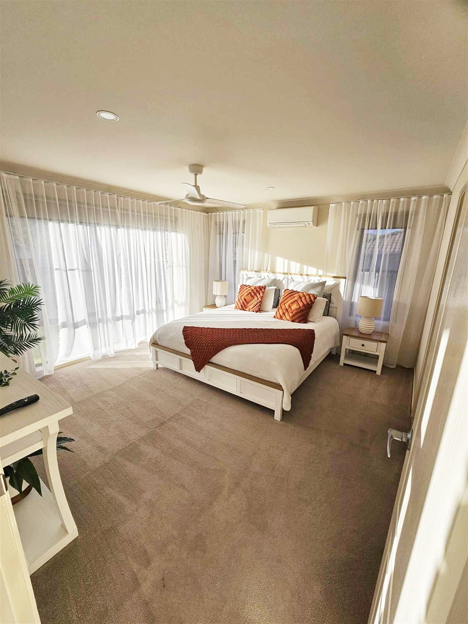 Stunning 4 Bedroom Furnished Home 7