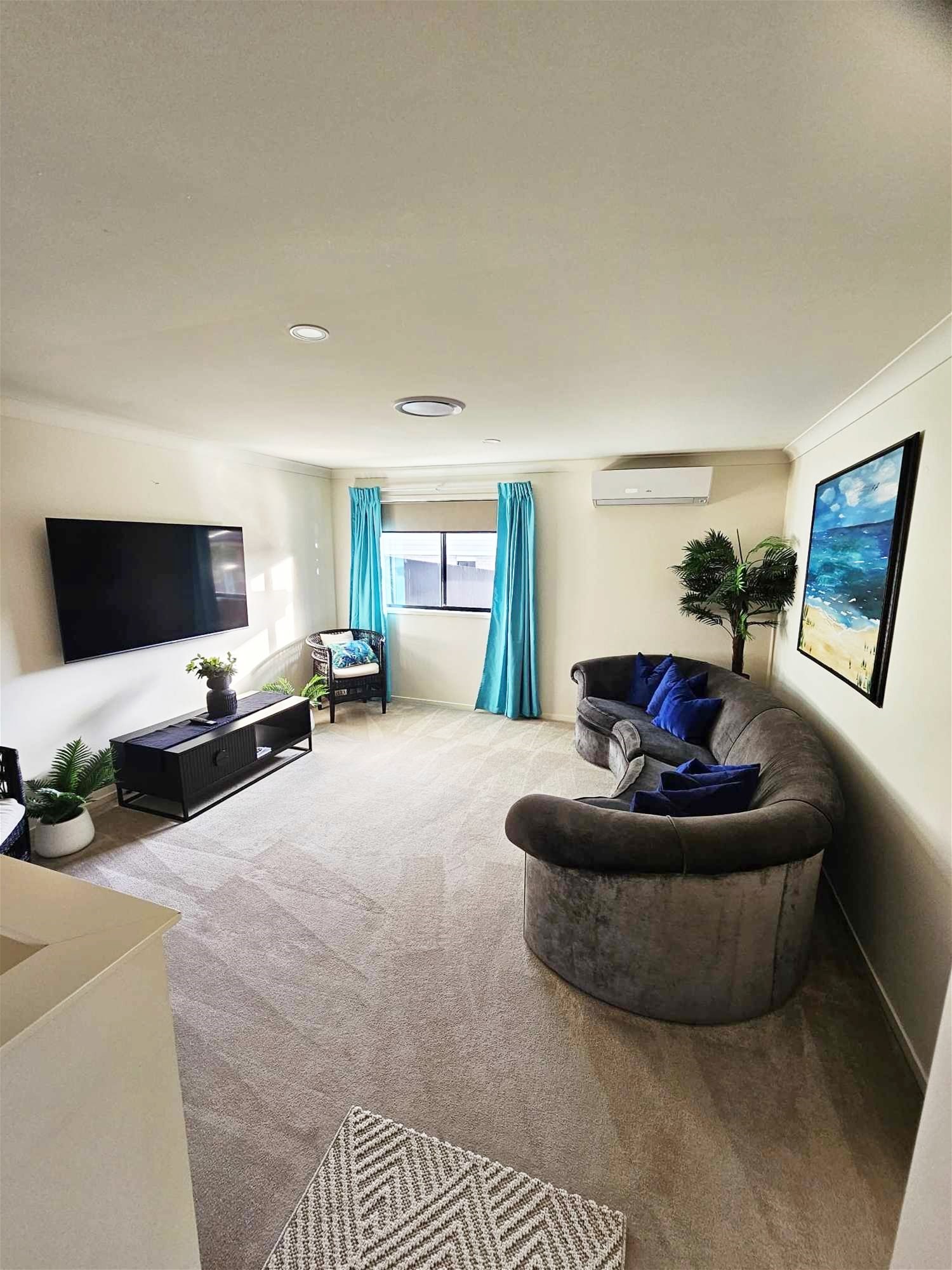 Stunning 4 Bedroom Furnished Home 6