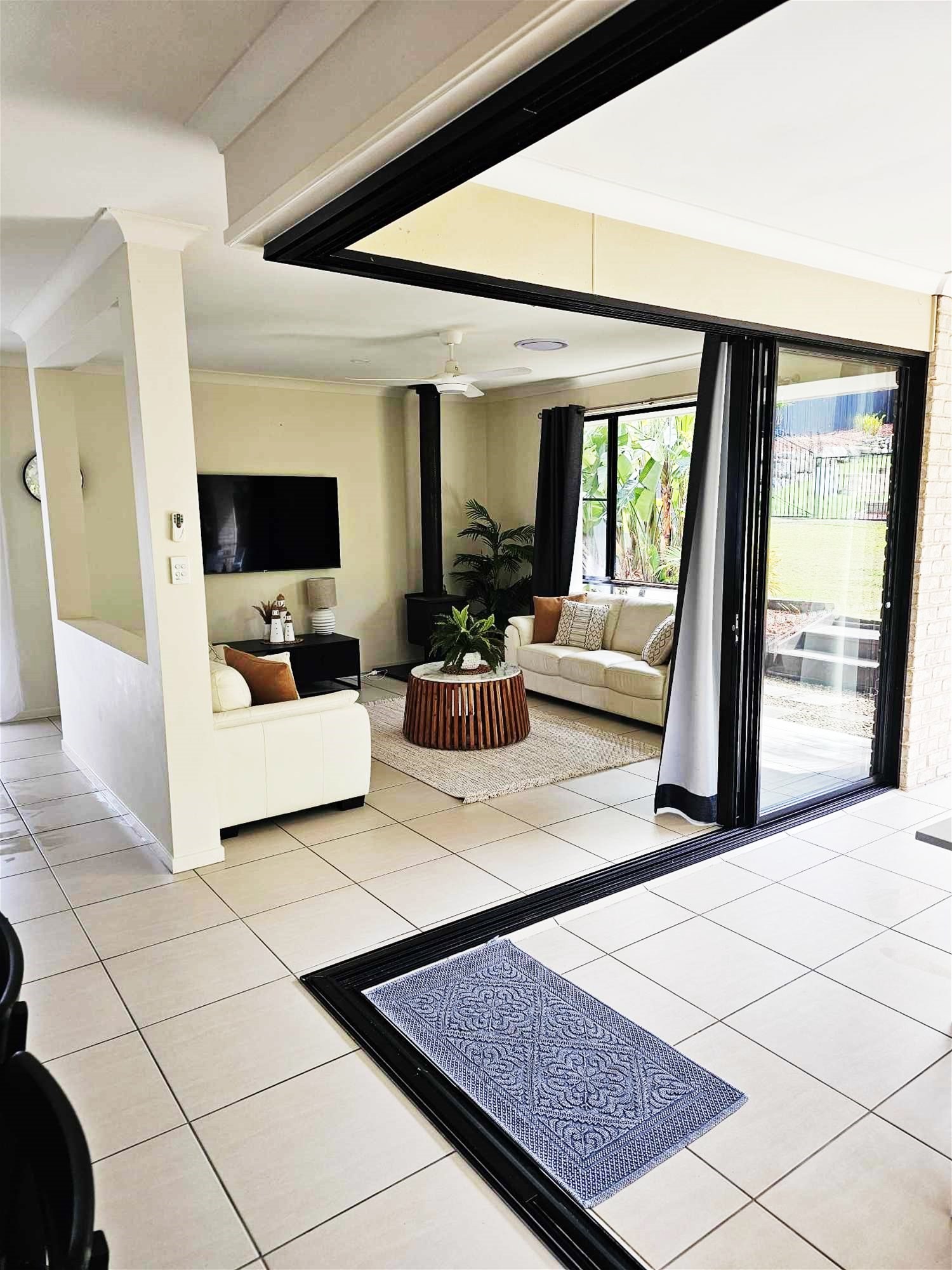 Stunning 4 Bedroom Furnished Home 4