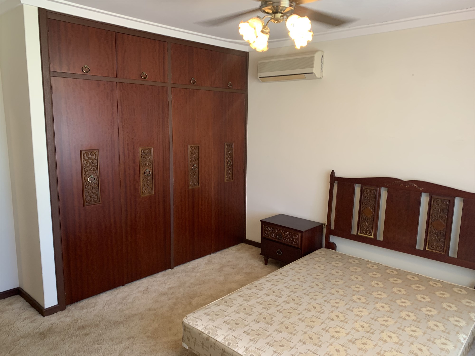 Home for Rent in Desirable 20