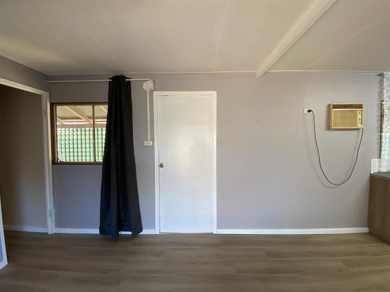 RENTAL AVAILABLE NOW!! 1A Taurus 5