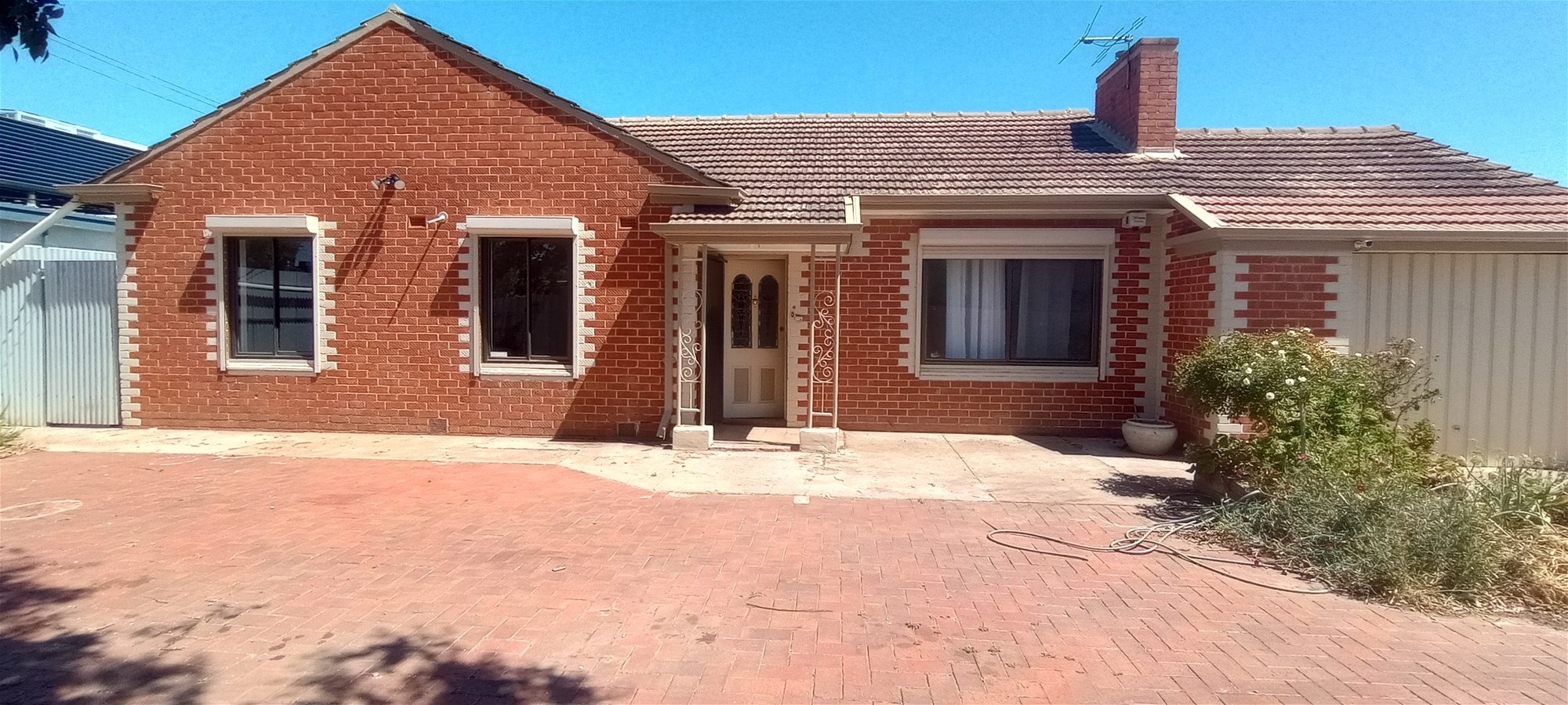“Charming Family Bungalow Home for Rent in Coveted Warradale Neighborhood”