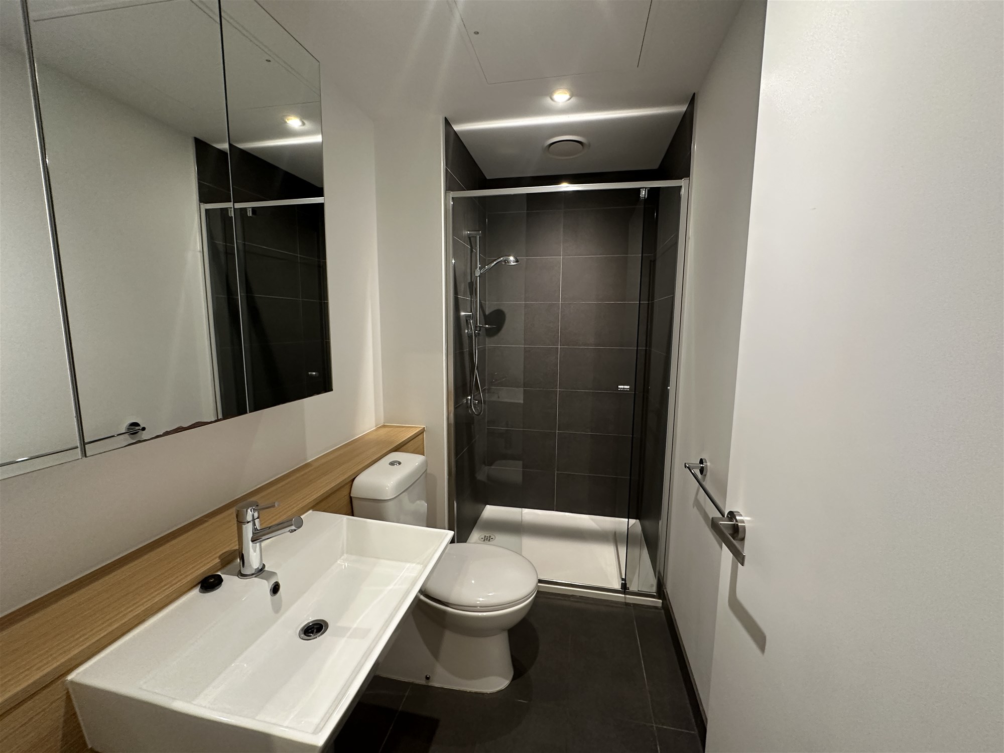 Fantastic 2 Bedroom Home 7