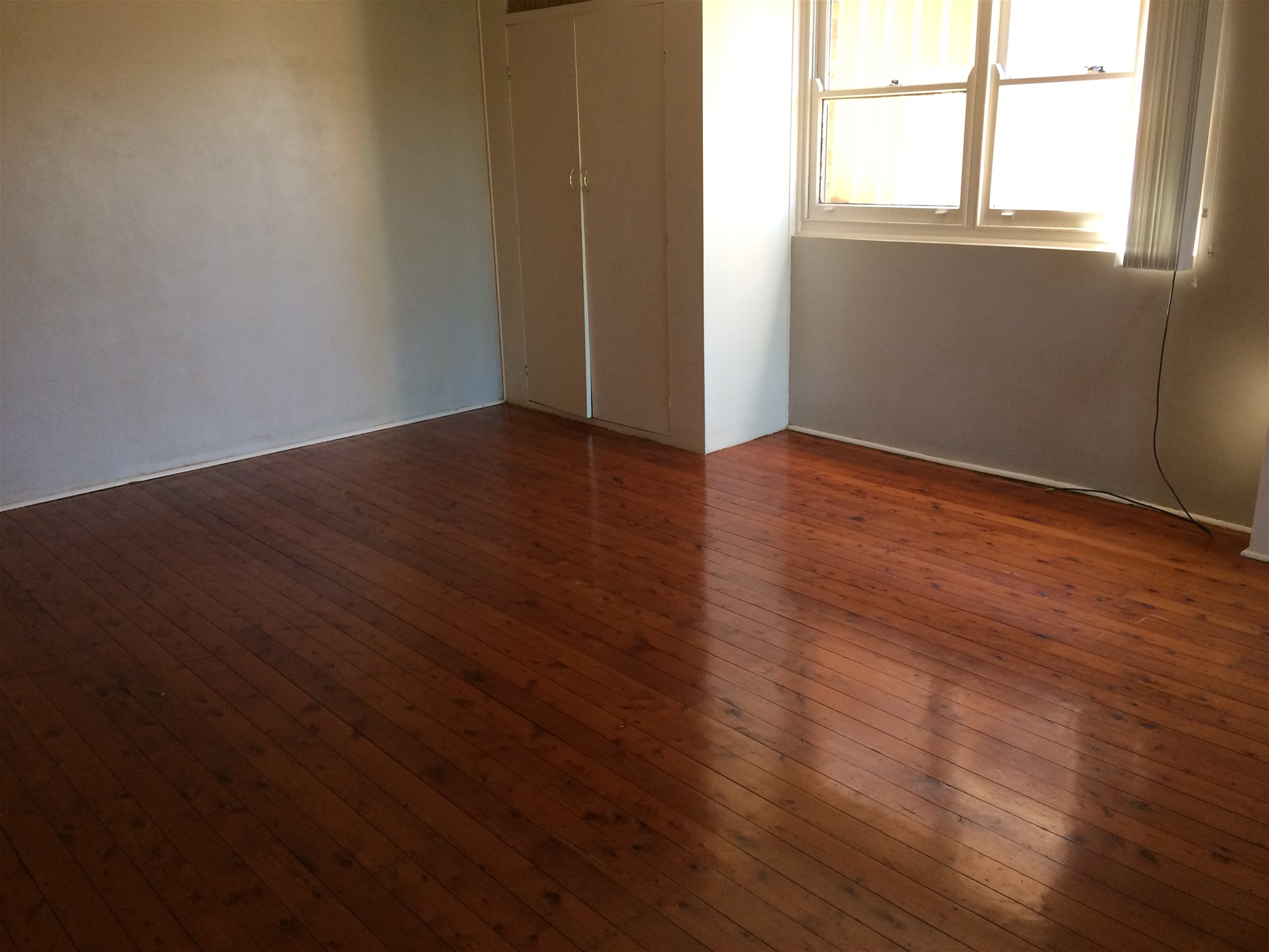 Extra large and spacious 1 bedroom granny flat