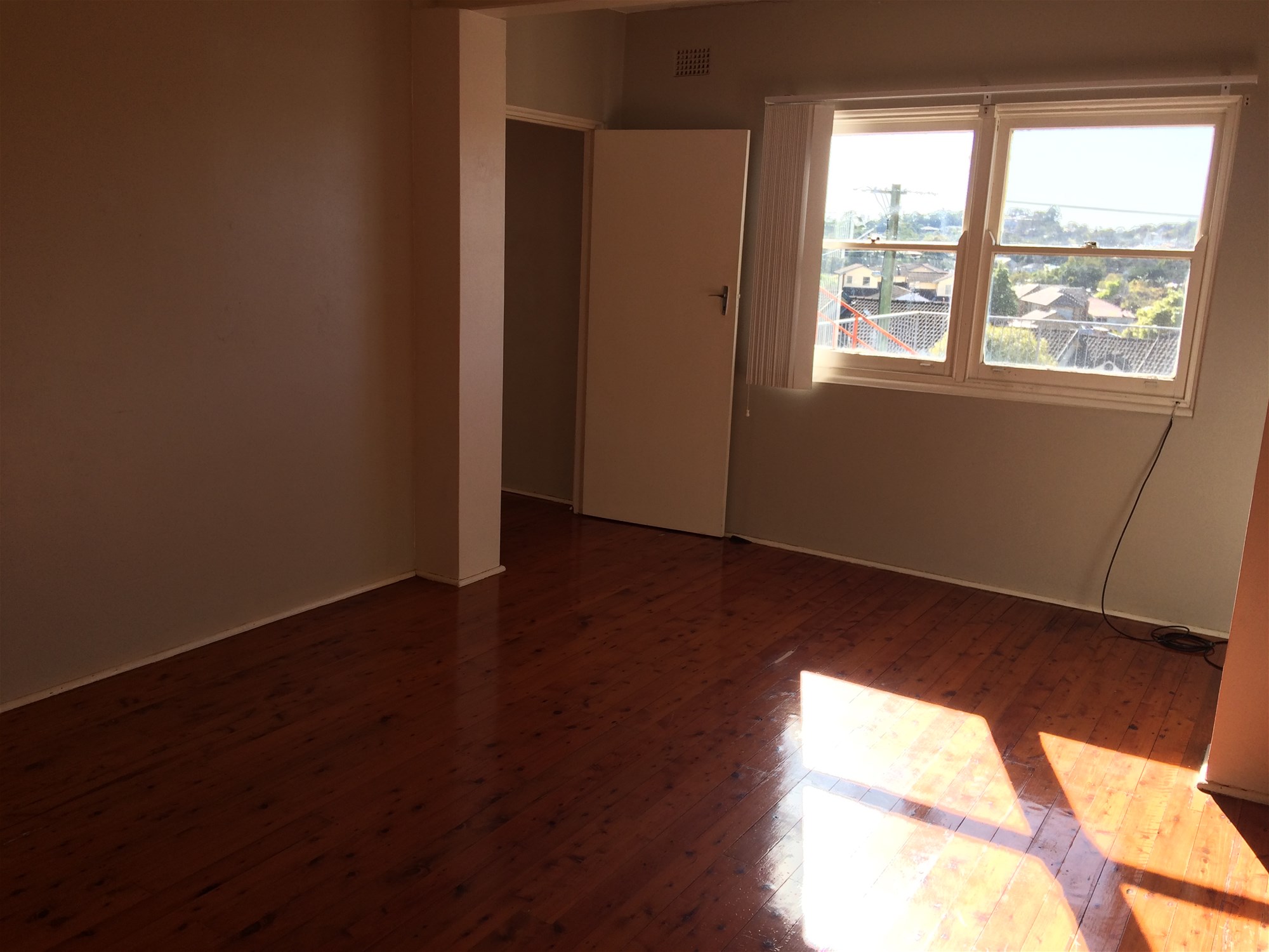 Extra large and spacious 1 2