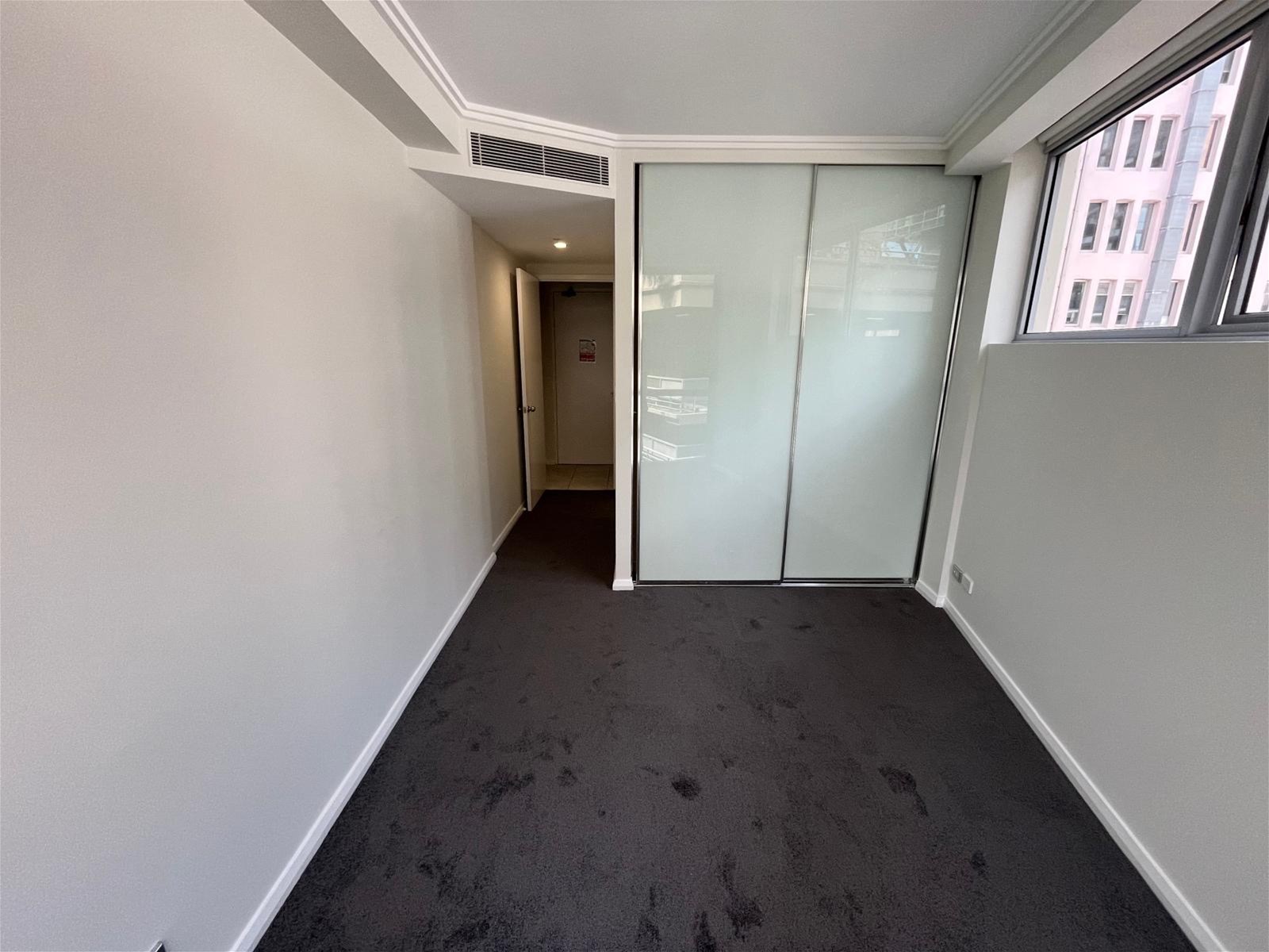 Newly Renovated 2-Bedroom Split-Level Apartment 6