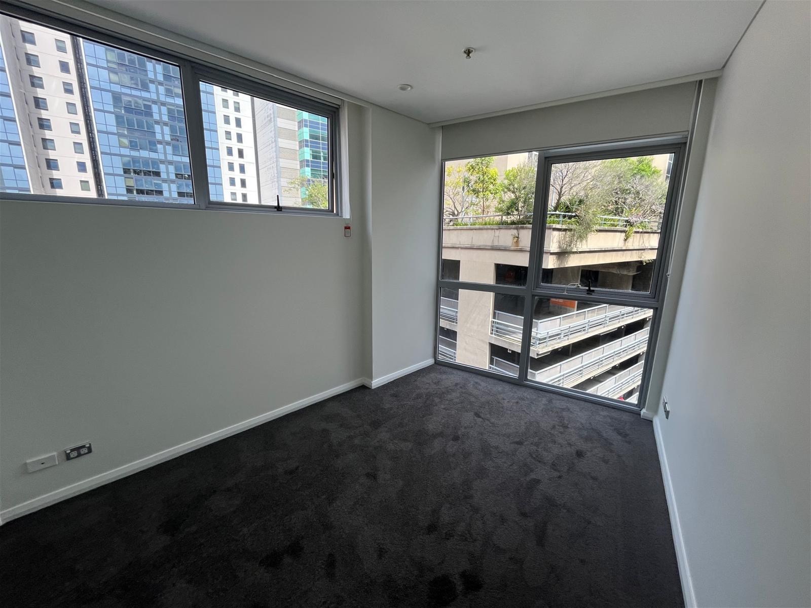 Newly Renovated 2-Bedroom Split-Level Apartment 7