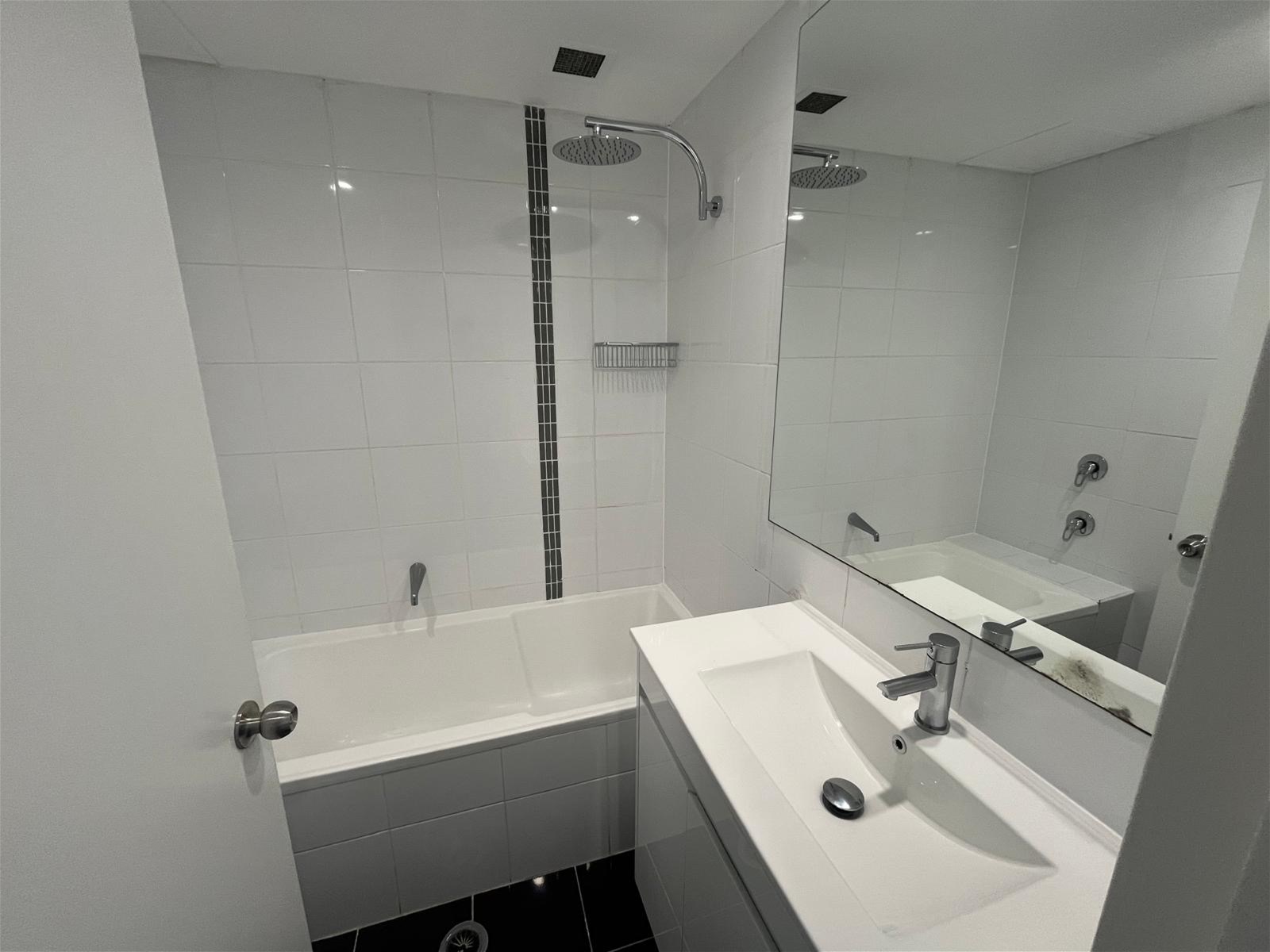 Newly Renovated 2-Bedroom Split-Level Apartment 9