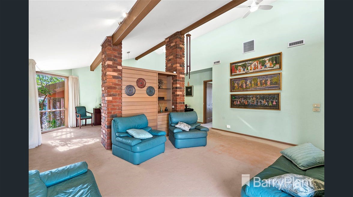 Large Beautiful Family Home For Lease