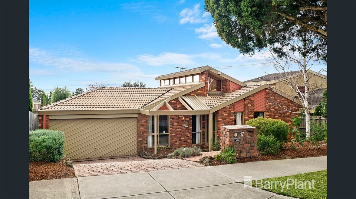 Large Beautiful Family Home For 13