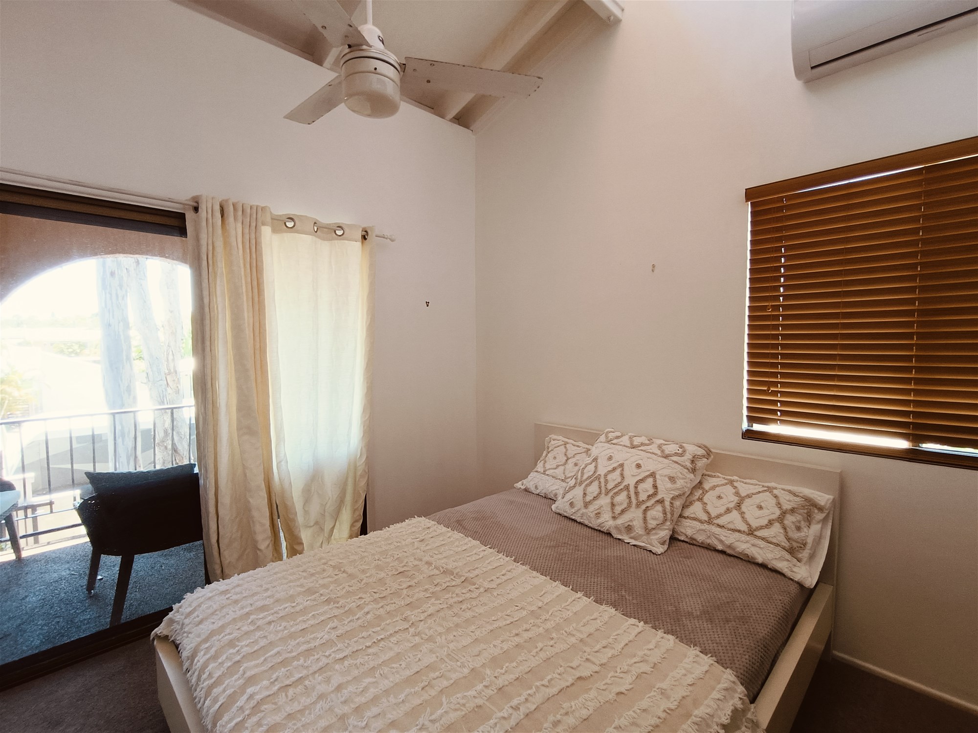 Price Reduced! Fully Furnished Home 5