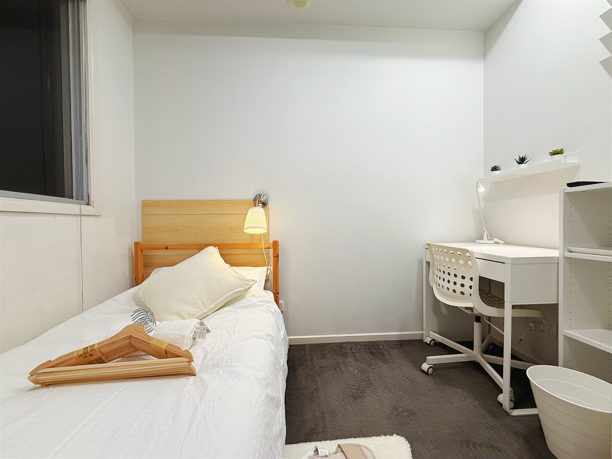 Fully Furnished 3 Bedroom Apartment 8