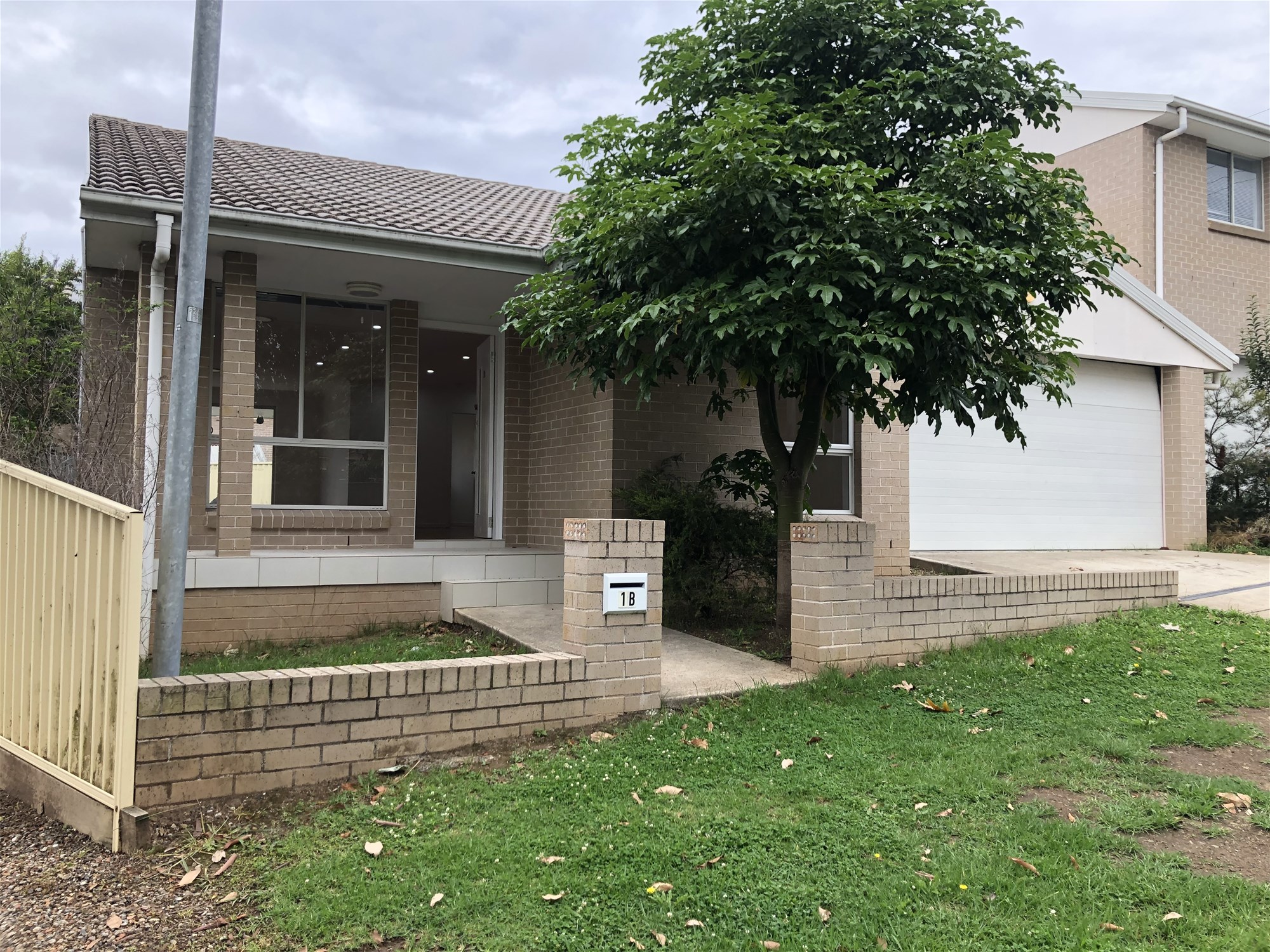 AVAILABLE NOW FOR IMMEDIATE LEASE-NEW 10