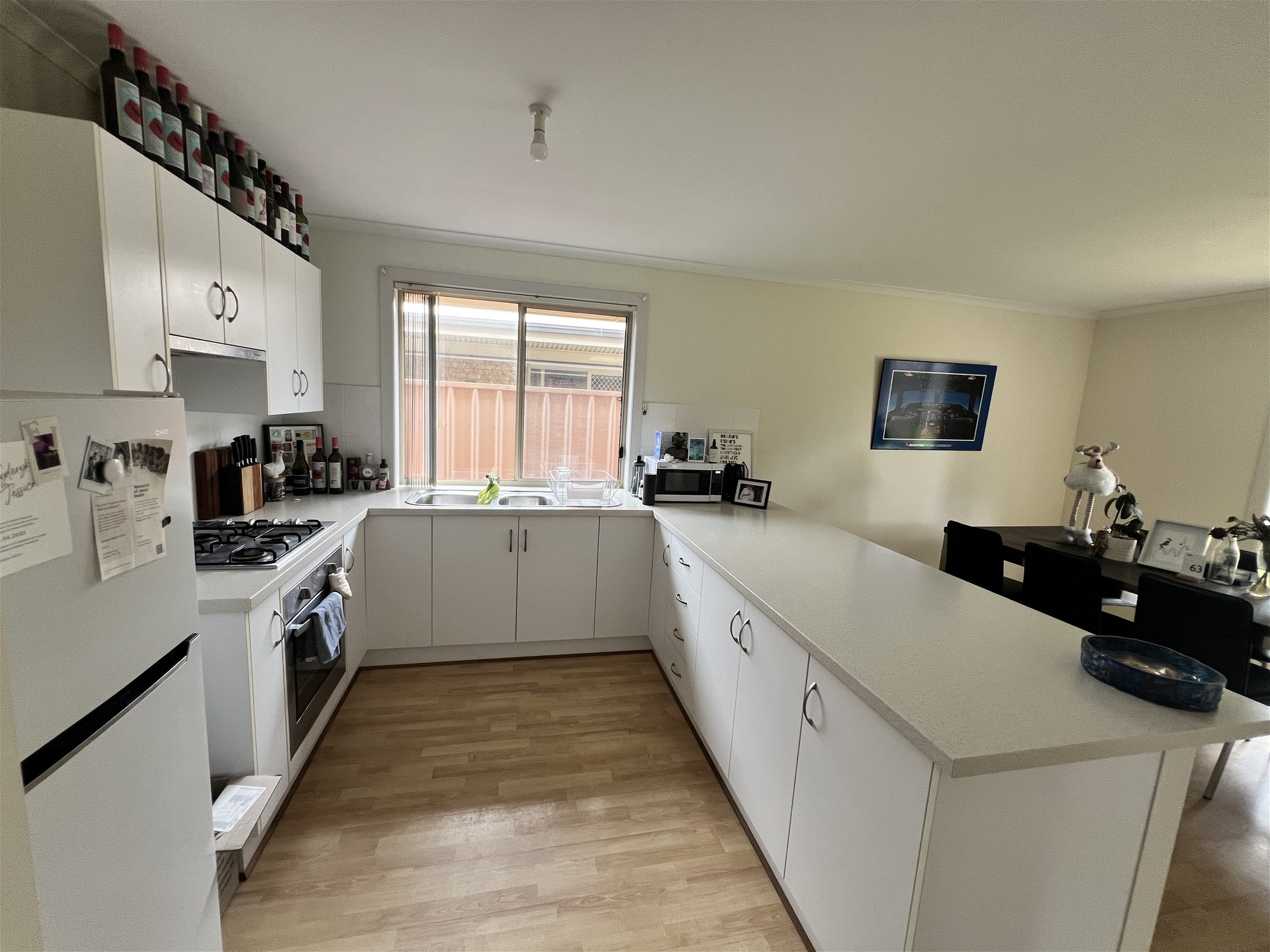Spacious 4 Bedroom Family Home 7