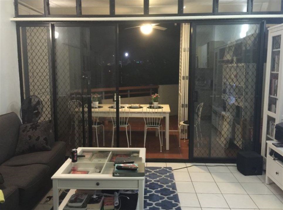 Very large terrace/balcony, city views, 18